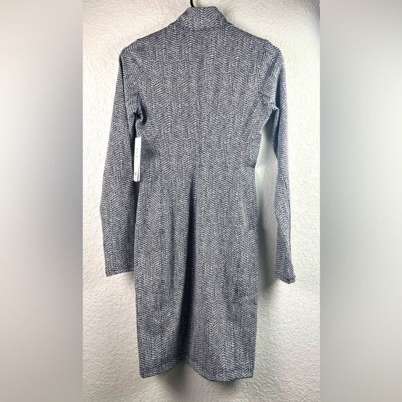 Athleta Delancy Fitted Athletic Dress - Picture 7 of 13